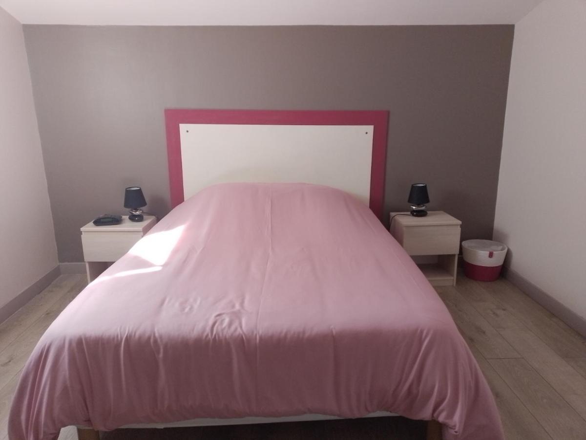 Appartement Le Romarin Mallemort Exterior foto